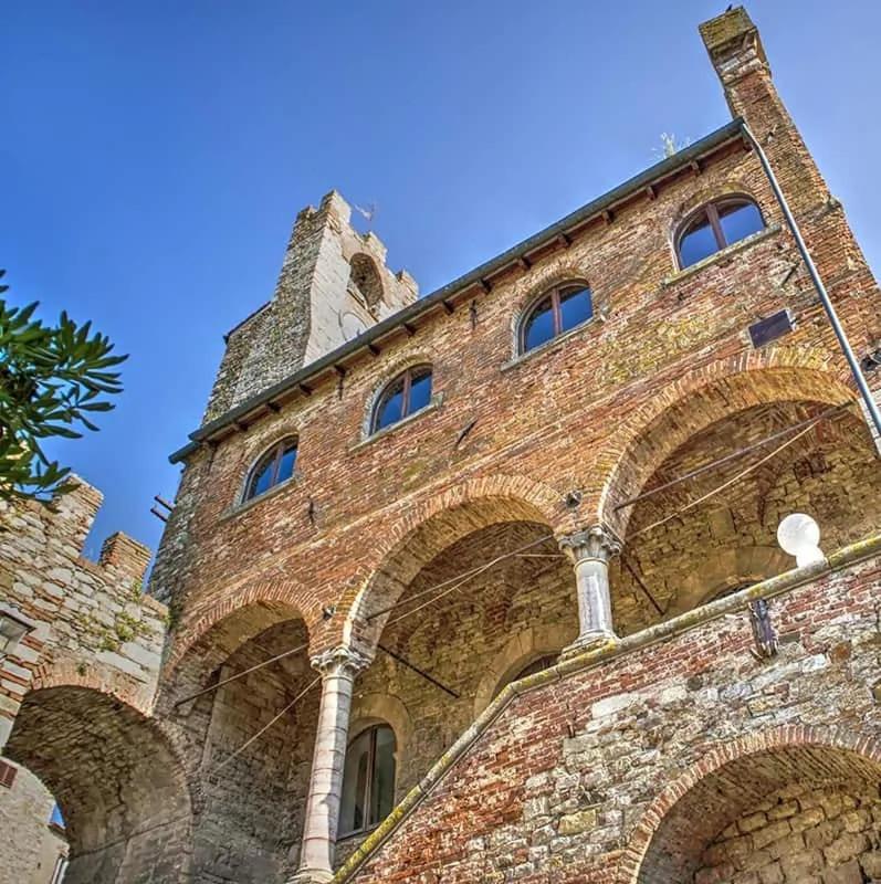 A Casa Di Berna E Tere Lejlighed Venturina Terme Eksteriør billede