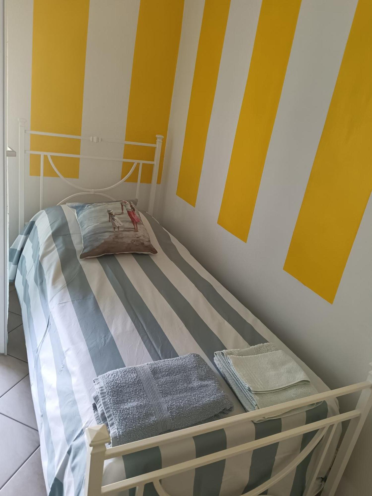A Casa Di Berna E Tere Lejlighed Venturina Terme Eksteriør billede