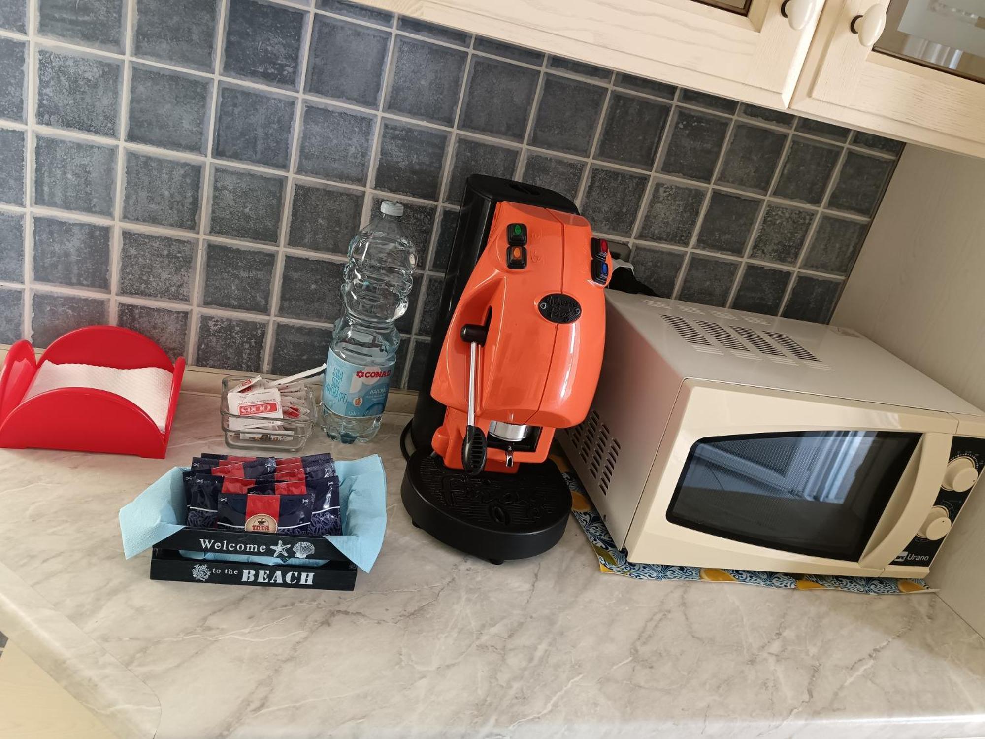 A Casa Di Berna E Tere Lejlighed Venturina Terme Eksteriør billede